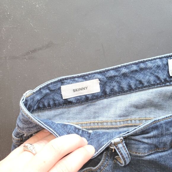 Torrid Cropped Skinny Raw Hem Jeans 16 - Picture 5 of 12